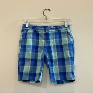 Girl blue plaid shorts. Size 10.